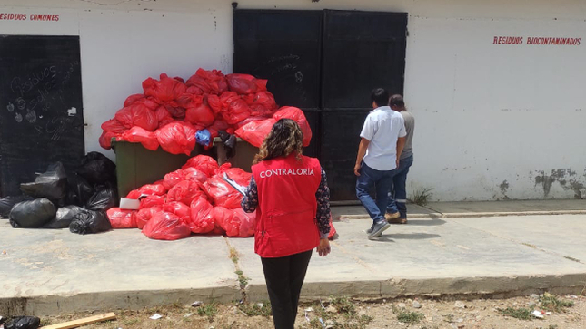 La Contraloría General alertó que el Hospital Regional JAMO de Tumbes no ha convocado los procedimientos de selección programados en su Plan Anual de Contrataciones (PAC), dado que publicó tres procesos por adquisición de alimentos y transporte de deshechos del 25 al 29 de abril del 2024 cuando debieron convocarse en febrero del mismo año, situación que genera el riesgo de no contar con bienes y servicios oportunamente, afectando la salud e integridad de los usuarios. 