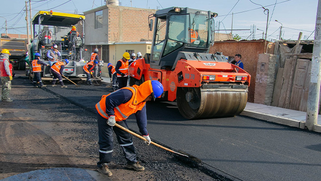 Pistas y Veredas en la Av. Olivar ¡ En una Realidad !