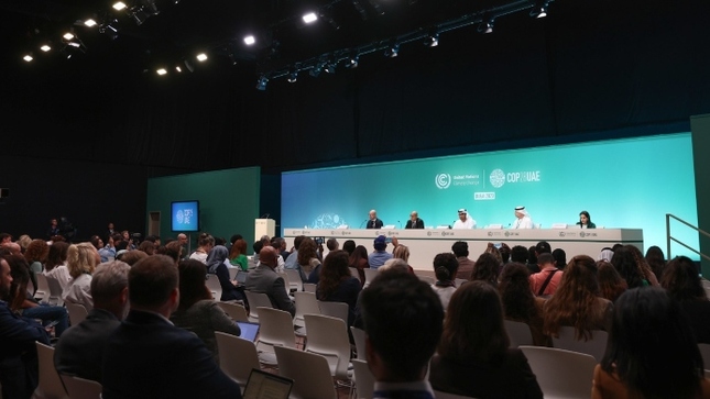 Resulta transcendental la presencia del Defensor del Pueblo en esta Convención Marco de las Naciones Unidas sobre Cambio Climático (COP 28), pues es la primera vez en la historia de nuestra institución que su titular participa en un evento mundial de esta naturaleza.
