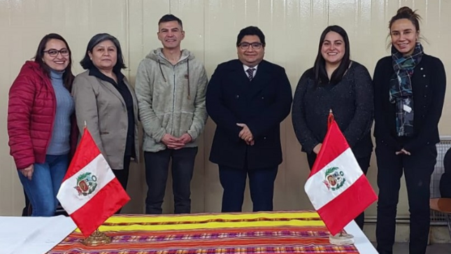 Consulado General del Perú en Santiago llega a una de las ciudades más australes de Chile para atener a la comunidad peruana 