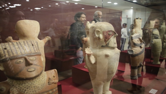 Ministra de Cultura inauguró la exposición temporal “Chancay de a mil”