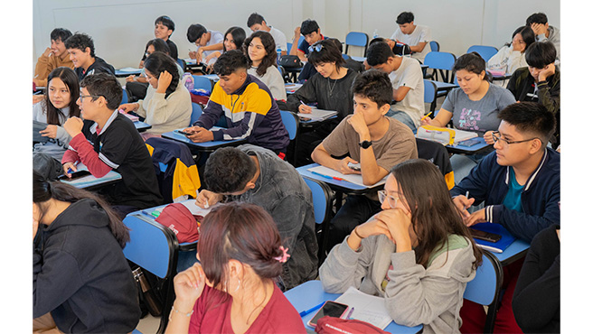 Centro Pre San Marcos prepara a mas jóvenes Huarmeyanos.