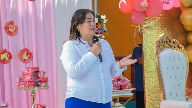 Los regidores Jim Borja Flores y Nelly García Maldonado, con gran alegría y jubilo, celebraron juntos a las mamitas del Centro Integral del Adulto Mayor.