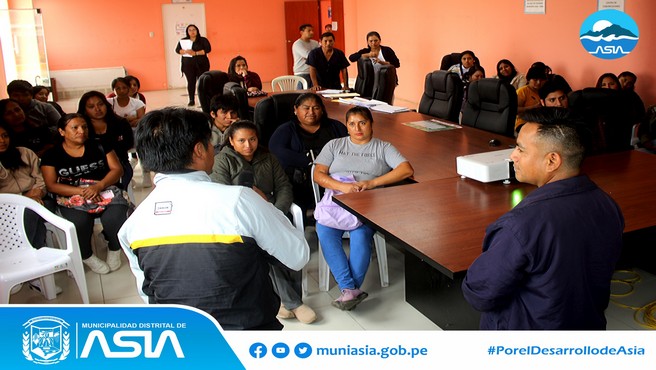 ✅ La Municipalidad distrital de Asia a través de la Sub Gerencia de Programas Sociales realizó capacitación a los Actores Sociales, con el fin de que puedan realizar las visitas domiciliarias y cumplir con el objetivo de combatir el dengue en nuestro distrito. 
#MunicipalidadDistritalDeAsia
#PorelDesarrollodeAsia
#IsaiasAlcantaraAlcaldedeAsia