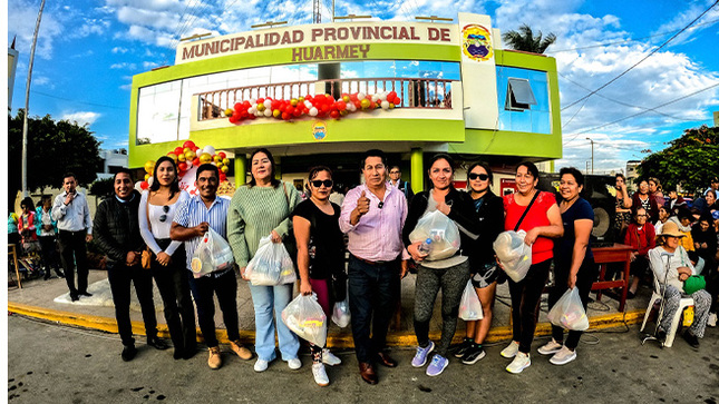 Municipalidad Provincial de Huarmey, rindió un merecido homenaje a las madres Huarmeyanas.