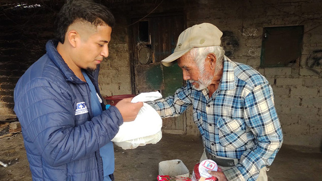 CIAM comparte momentos de alegría con las Mamitas Huarmeyanas. 