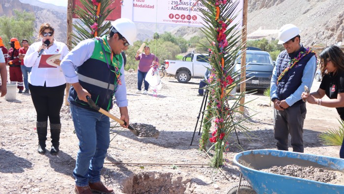 Con agua potable y alcantarillado anexos de Ilabaya vuelven a sonreír 