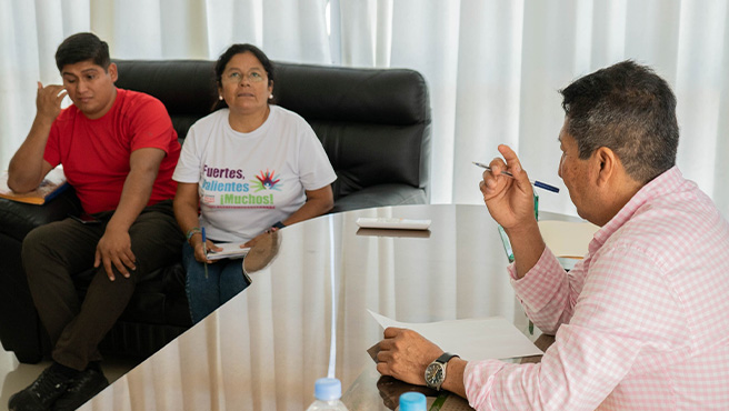 El alcalde provincial de Huarmey, Cavino Cautivo Grasa sostuvo una importante reunión con la Congresista Isabel Cortez Aguirre.