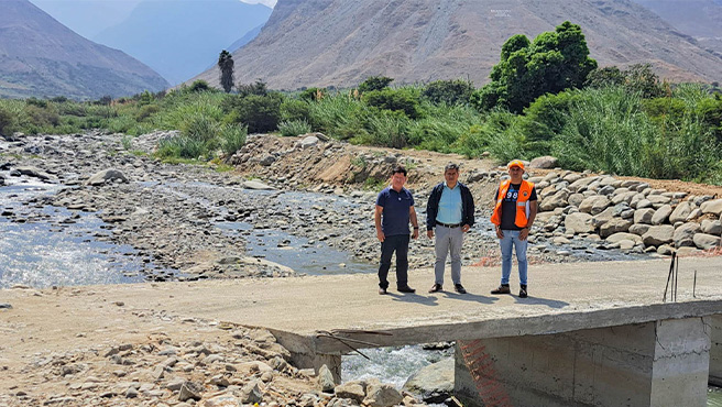 Con el objetivo de continuar con los trabajos de la obra “construcción del puente Huiña del Centro Poblado Huiña, se realizó una inspección técnica para verificar la viabilidad y continuación.