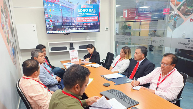 Importante reunión con los representantes de SedaChimbote, Pro Inversión, Ministerio de Vivienda, Construcción y Saneamiento (MVCS) y PNSU.