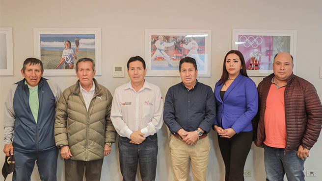 Un paso importante para el Deporte en Huarmey, Alcalde sostiene importante reunión con el presidente del IPD