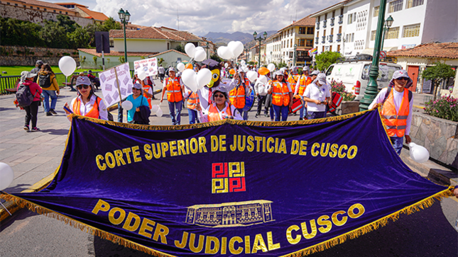 Corte Superior de Justicia de Cusco participó en el Pasacalle por el Día Mundial de la Seguridad y Salud en el Trabajo