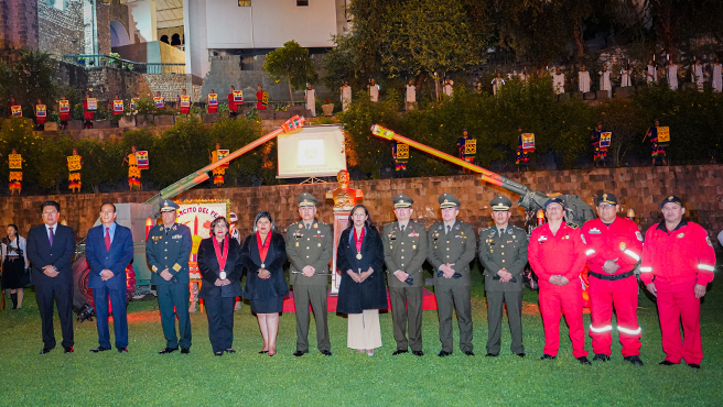 Presidenta de la Corte Superior de Justicia de Cusco participó en la ceremonia por el 158° Aniversario del Combate del 2 de mayo y Día del A