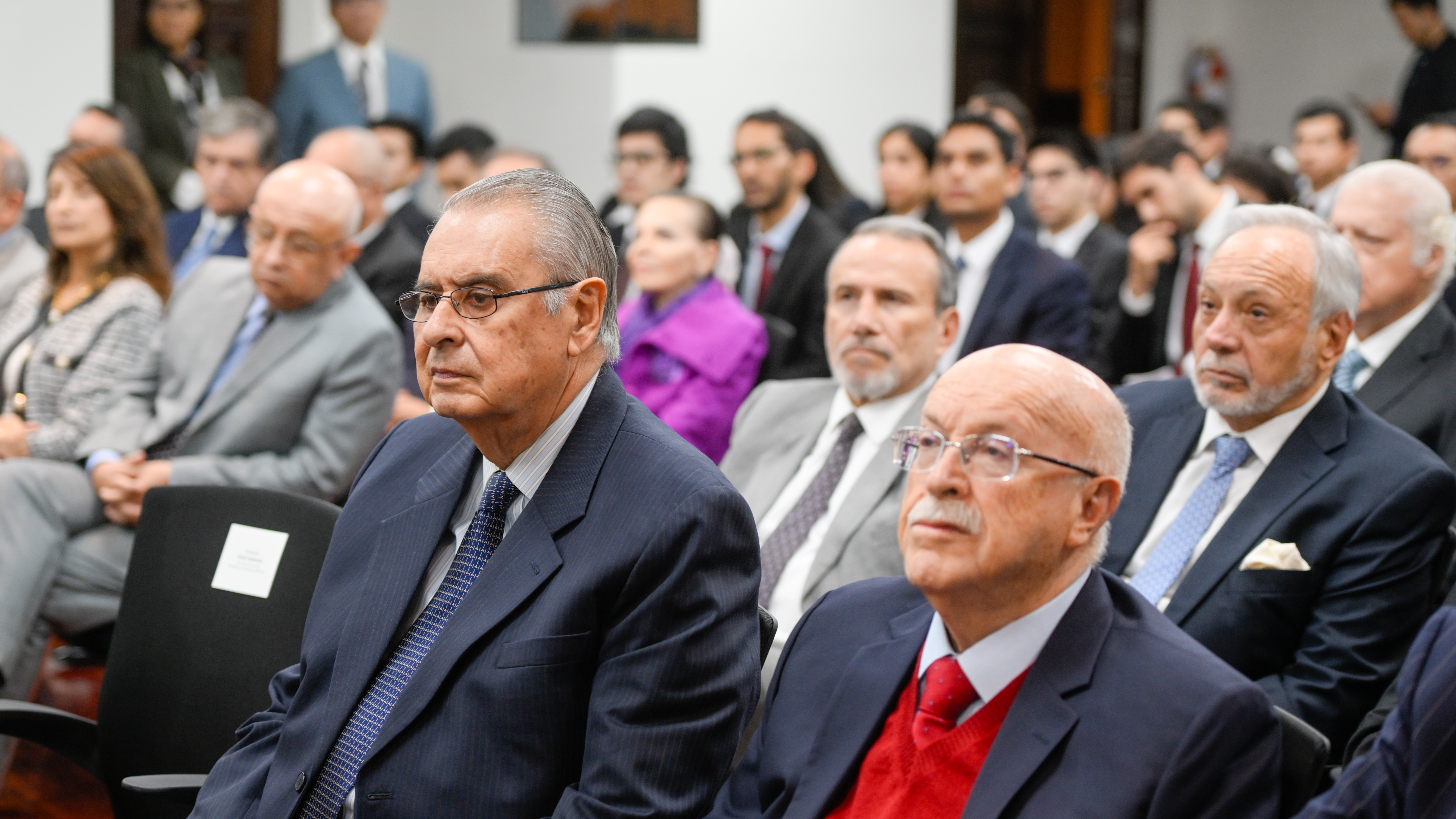Canciller expuso sobre desafíos de la geopolítica y relaciones internacionales en la era disruptiva