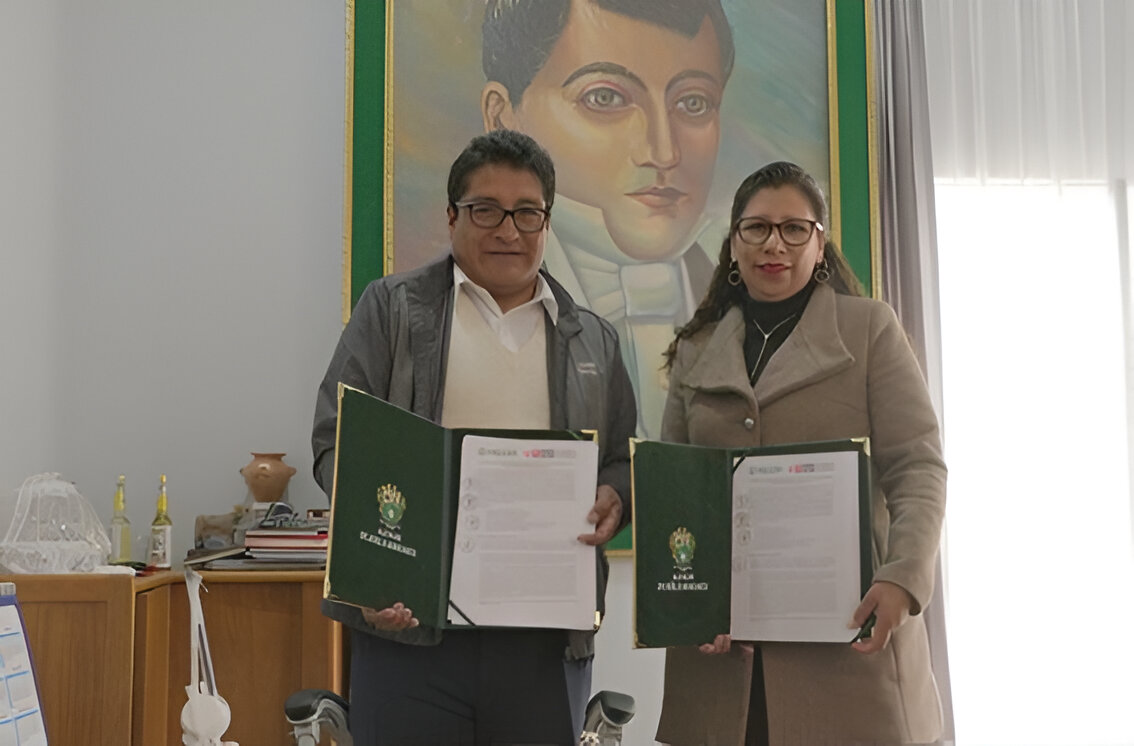 Imágenes del convenio con la Municipalidad de Melgar y Redes Melgar