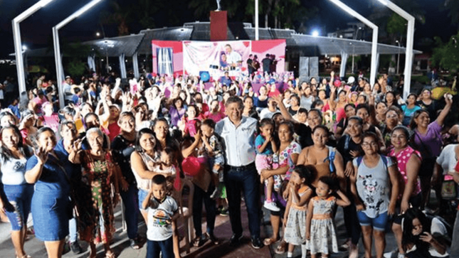 Día de las Madres con las Mamitas de los diferentes AA.HH. de la ciudad