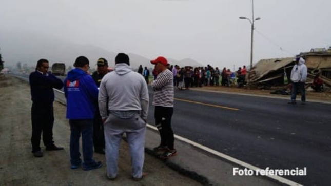 La Defensoría del Pueblo expresa sus más sentidas condolencias por el fallecimiento de al menos 13 personas, y alrededor de 19 personas heridas en el accidente ocurrido el 14 de mayo, a consecuencia de la caída de un bus de transporte interprovincial en una curva de la Vía Los Libertadores, en Ayacucho