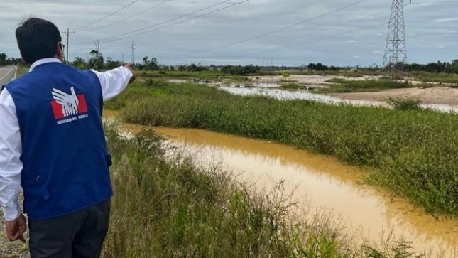 Así lo señaló Lissette Vásquez, adjunta de Medio Ambiente, Servicios Públicos y Pueblos Indígenas de la Defensoría del Pueblo, quien dio a conocer que la institución alista una nueva supervisión nacional a las direcciones de energía y minas o quien haga sus veces de los 25 gobiernos regionales y a las fiscalías especializadas en materia ambiental, con la finalidad de verificar el nivel de cumplimiento de sus competencias y funciones en la materia.