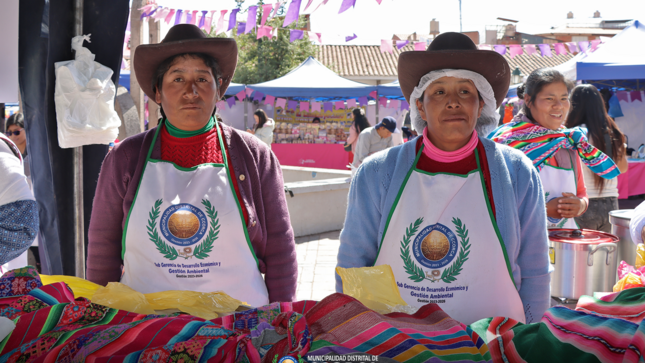 "Ccorca Produce" en el distrito de Santiago