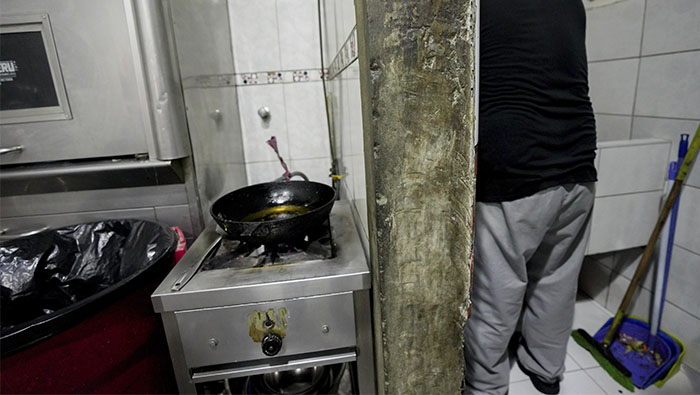 Restaurantes preparaban alimentos en condiciones insalubres.