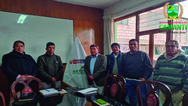 Reunion del Sr Alcalde Renan Contreras Huillca con el Jefe de la Unidad Zonal "AGRORURAL CUSCO"