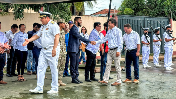 Pucallpa: B.A.P. Curaray inicia travesía en beneficio de comunidades nativas