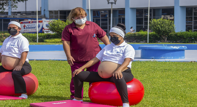 Maternidad saludable: Hospital Rebagliati atiende más de 4 mil partos al año
