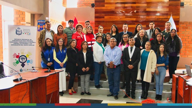 📌Como parte del trabajo que realizan los integrantes de la Instancia Provincial de Concertación (IPC), hoy se llevó a cabo la reunión ordinaria correspondiente al mes de mayo, la que estuvo presidida por el alcalde provincial, Joaquin Ramírez Gamarra.
✅Esta reunión ordinaria tuvo como puntos de agenda el informe del Desarrollo del Plan de Trabajo de la IPC 2024-2026 como lo dispone la Resolución Ministerial 288-2023-MIMP. Además, se realizó el informe de actividades por el día de la madre y de La familia en el hogar Santa Rita.
🤝El próximo 6 de junio a las 10 de la mañana, todos los integrantes volverán a reunirse para seguir concretando acciones en favor de la mujer y todo el grupo familiar.