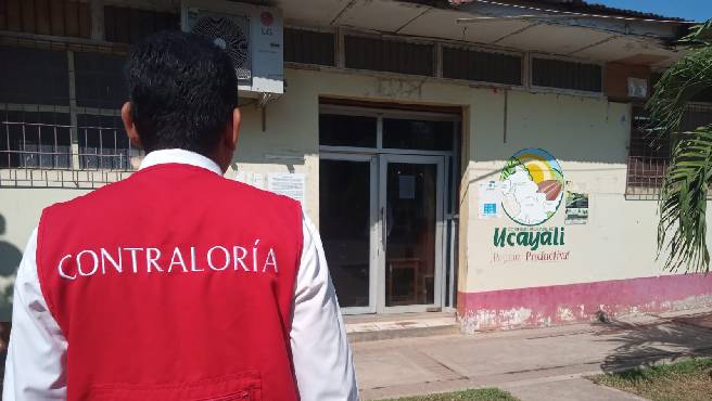 Ucayali. - La Contraloría General alertó al Gobierno Regional de Ucayali que el comité de selección para el servicio de reparación del centro médico en el establecimiento de salud de Mazaray, ubicado en el distrito de Callería, provincia de Coronel Portillo, adjudicó la buena pro a una empresa vinculada al Subgerente de Estudios de la Municipalidad Distrital de Yarinacocha, lo cual genera el riesgo de afectar la legalidad, transparencia e integridad de las contrataciones del Estado.