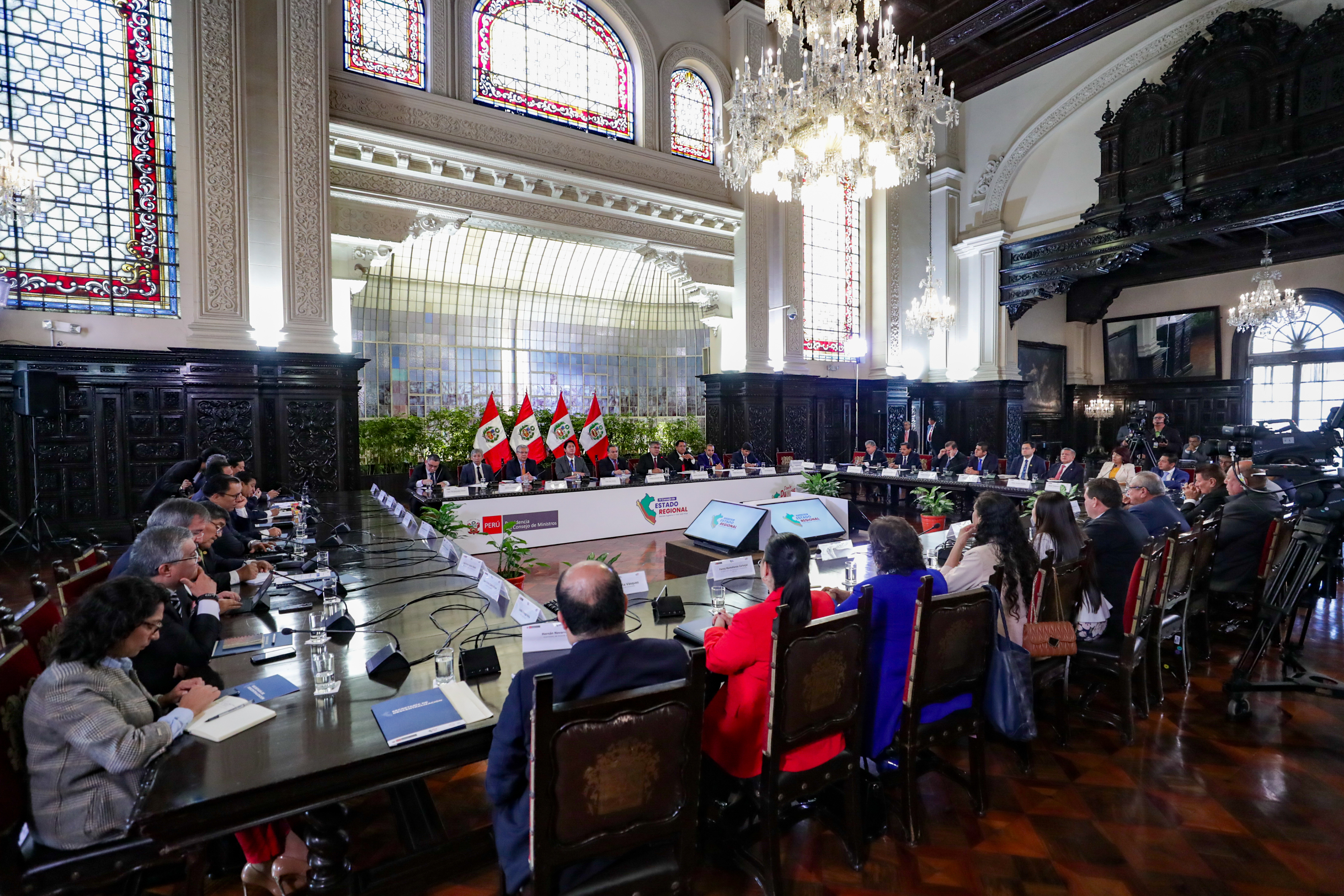 Fotografía del Gobernador de Cusco lidera firma del Pacto Nacional por la Gobernabilidad en el IV Consejo de Estado Regional