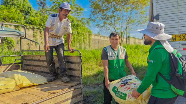 Devida entregó más de 33 toneladas de guano de isla a productores de cacao