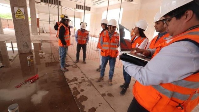 Cusco: Minsa acompañó inspección de fiscalía en la obra del Hospital Antonio Lorena