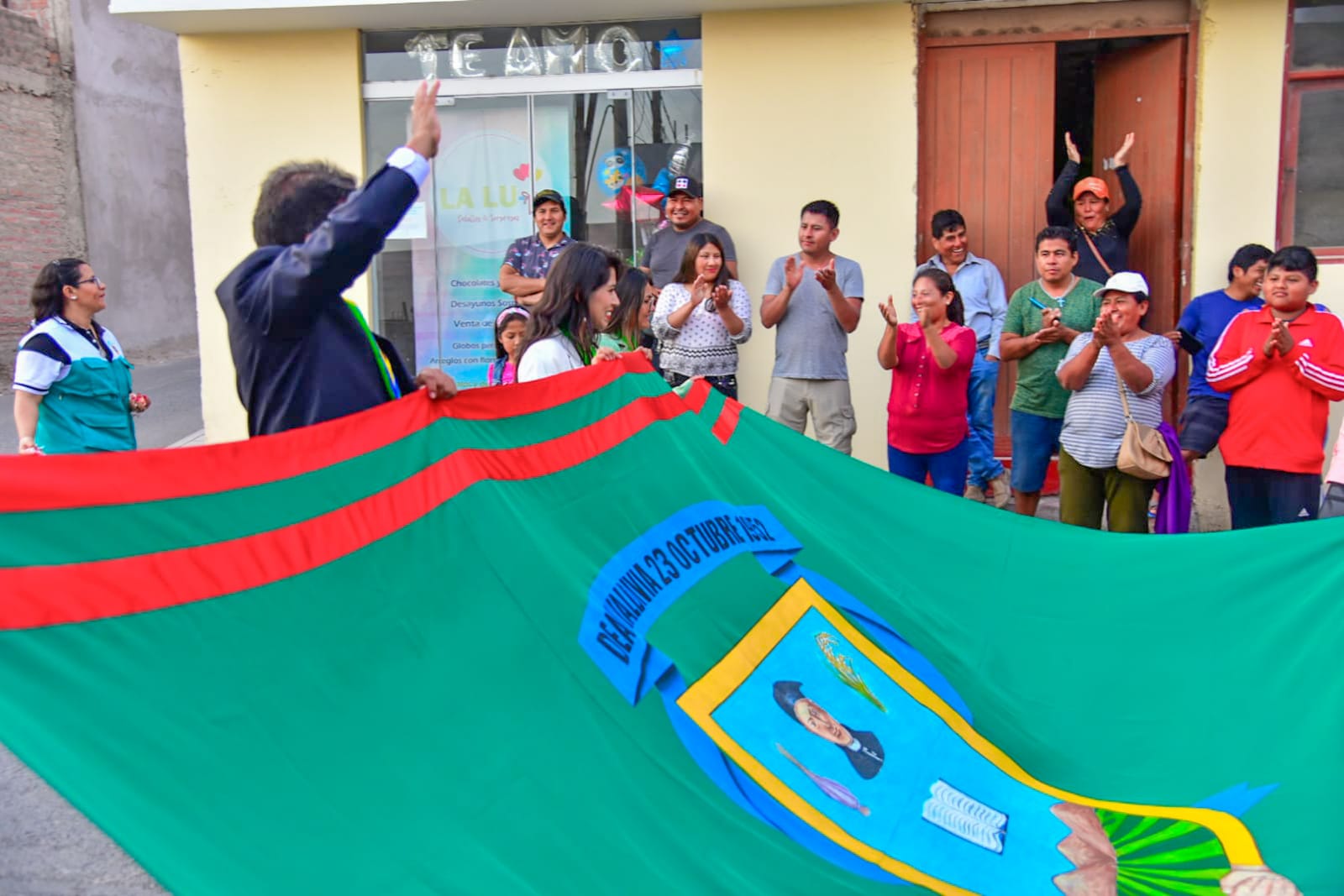 Alcalde Sr. Fernando Camargo participa en gran corso de la amistad 2023
