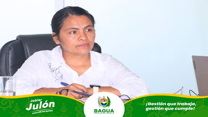 Visita de la Direcci贸n Regional de Vivienda 4