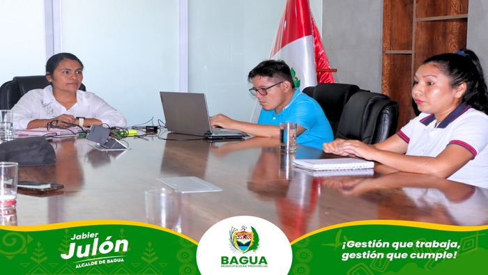 Visita de la Direcci贸n Regional de Vivienda 5