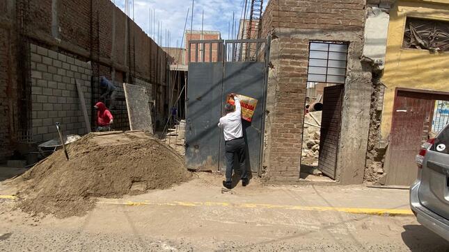 obra paralizada 4