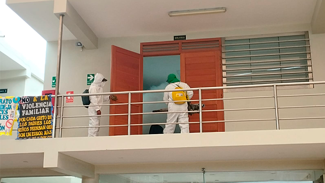 ¡Continúan las campañas de fumigación en instituciones y parques de Mejía!