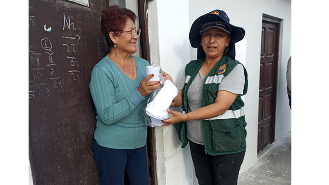 Entrega de incentivos a los participantes del Programa RECICLA 