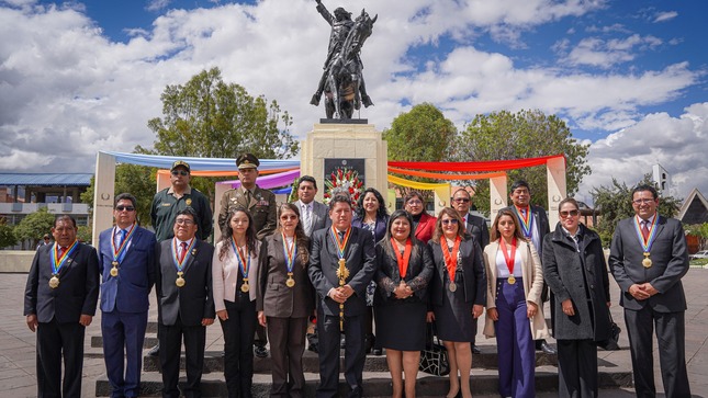 Presidenta de la Corte de Cusco participó en ceremonia de homenaje por los 243 años del Martirologio de Túpac Amaru