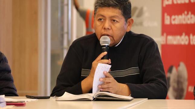 Con el interés de fortalecer las medidas contra la corrupción, el Alcalde Provincial de Mariscal Nieto, John Larry Coayla, participa en la Comisión Regional Anticorrupción de Moquegua (CRA).