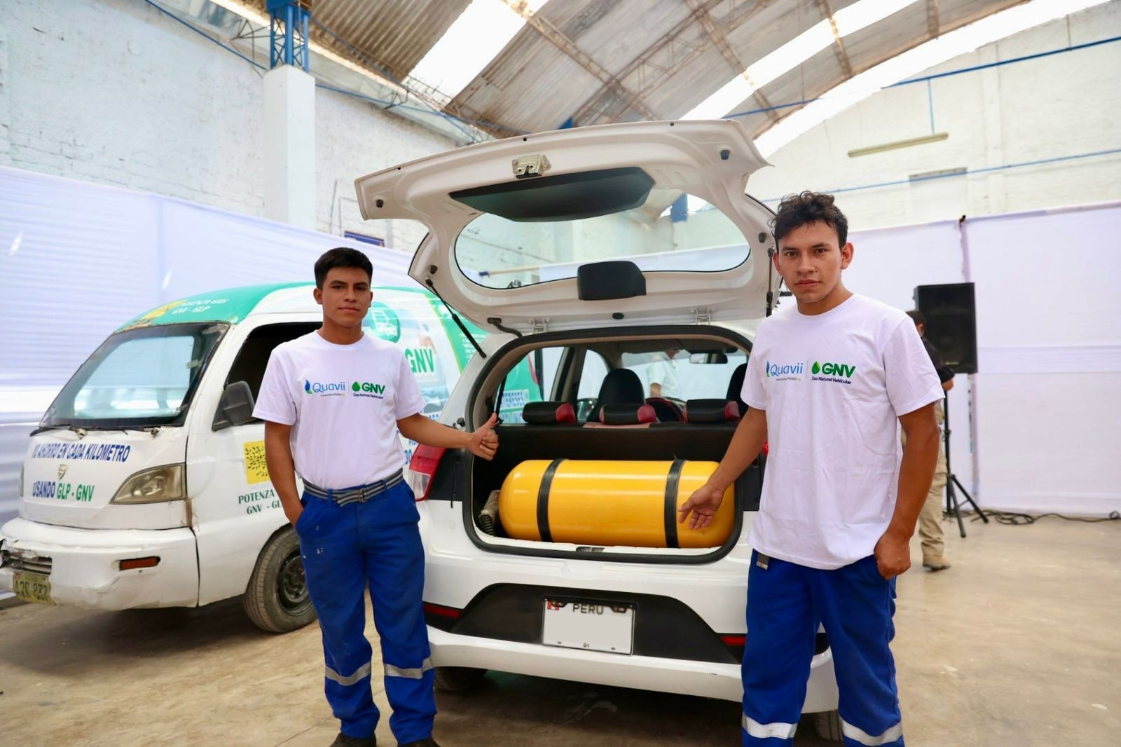 PARTICIPANTES DEL TALLER CONVERSIÓN A GAS (BALÓN YA INSTALADO)