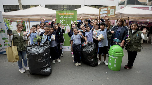 Surquillo recolectó 450 kg de material reciclable el fin de semana.