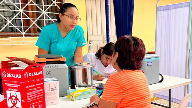 Comuna paiteña participó de la exitosa entrega de 155 tarjetas de débito a beneficiarios de pensión 65 de Paita