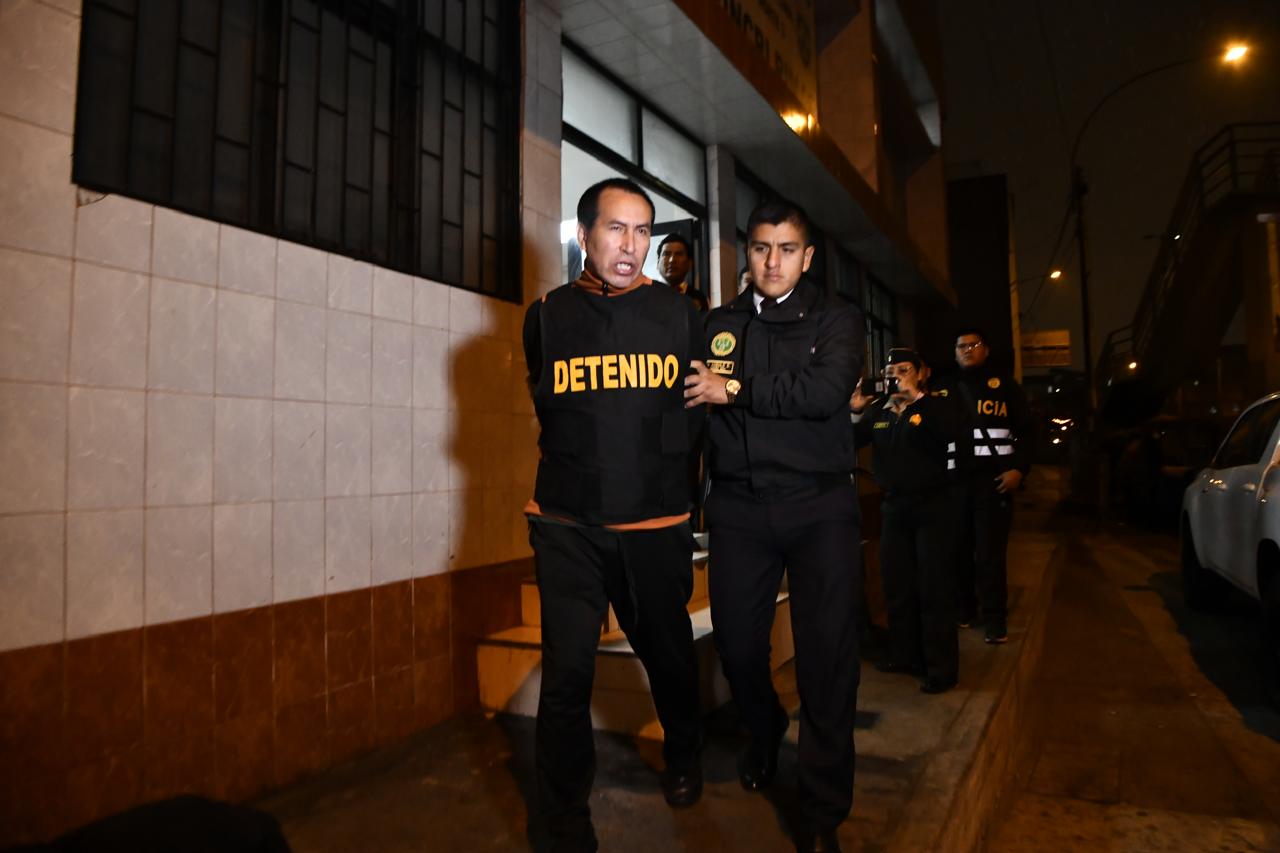 Titular del Interior destacó trabajo policial y remarcó que no se dará tregua a ningún ciudadano que rehúya de la justicia.