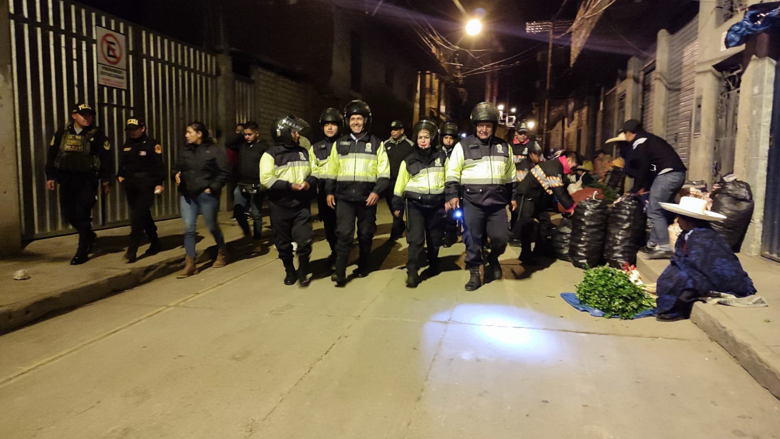 juntos con determinación y unidad! Garantizamos el ordenamiento de nuestra ciudad