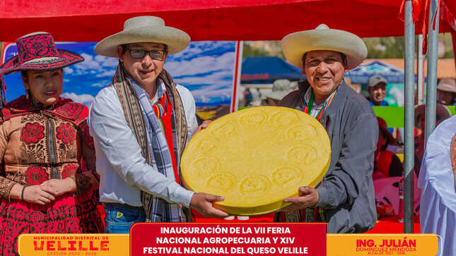 Inauguración de la VII Feria Nacional Agropecuaria y XIV Festival Nacional del Queso Velille 2024 
