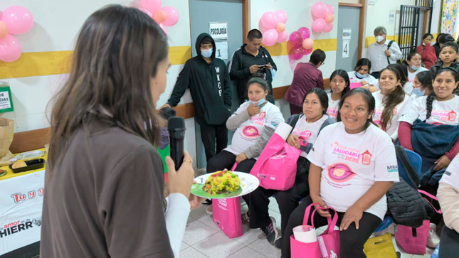 El Minsa a través de la Diris Lima Sur promueven la salud y bienestar de las madres y bebés dentro de la “Semana de la Maternidad Saludable"