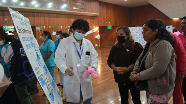 Realizan primera Feria Informativa "Higiene de Manos Seguras, Nada por Debajo del Codo Durante la Atención del Paciente"