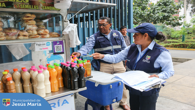 Las gerencias de Fiscalización y Desarrollo Económico, realizaron un operativo preventivo 🕵️♂️ a los comercios ambulatorios del distrito para verificar que cumplan con la ordenanza municipal vigente