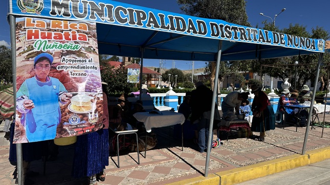La fotografía muestra la III Feria Emprendimiento y Festival Gastronómico